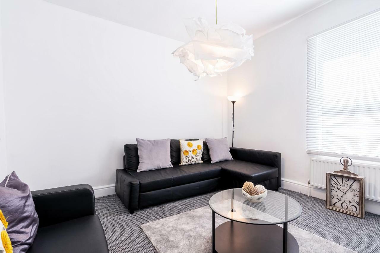 The Urban Apartment ดอนคาสเตอร์ ภายนอก รูปภาพ